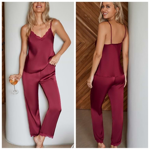 Cupshe Sweet Dreams Satin Lace Pajama Set Size M | NWT | Cami & Pants Sleepwear - Picture 1 of 5